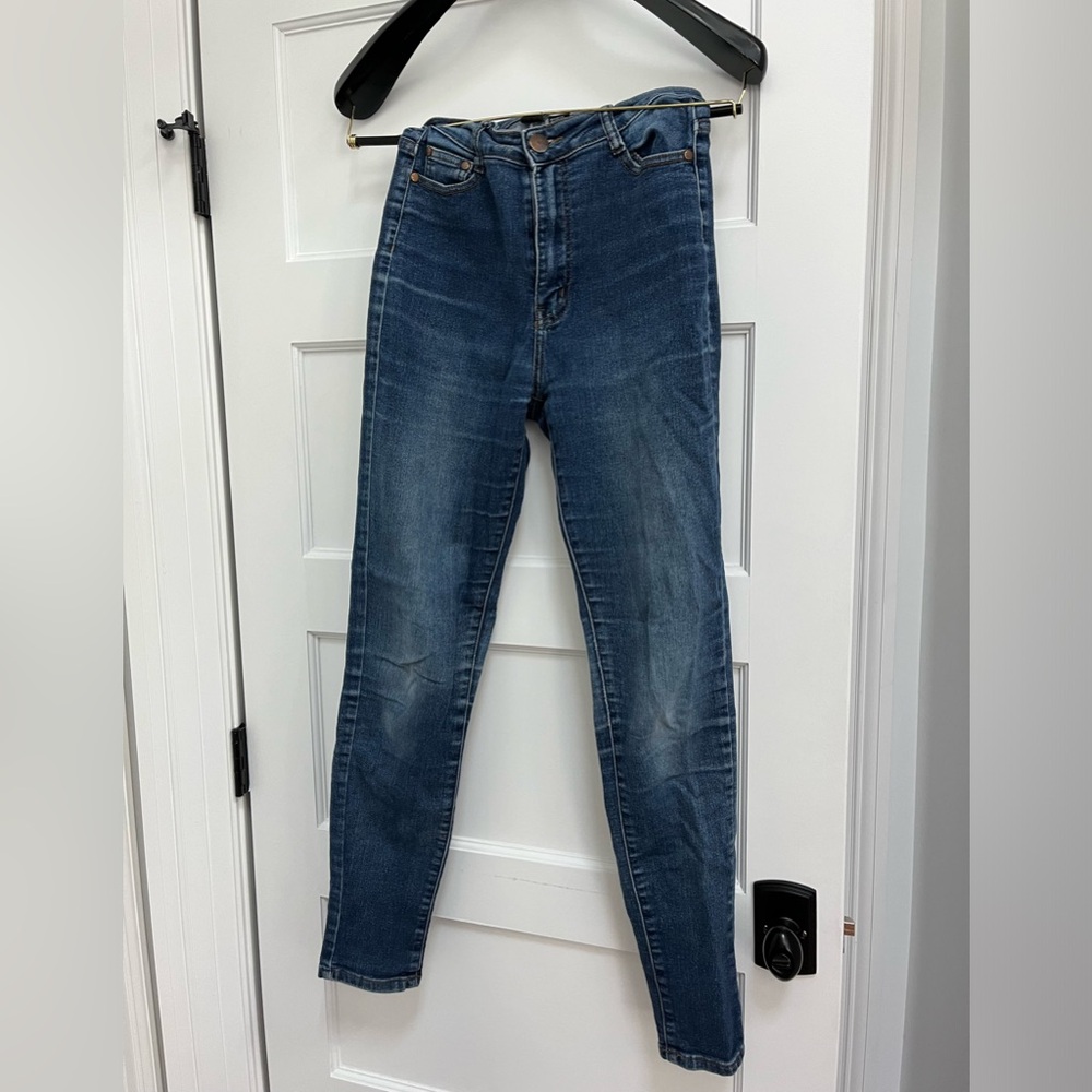 Dark wash skinny jeans